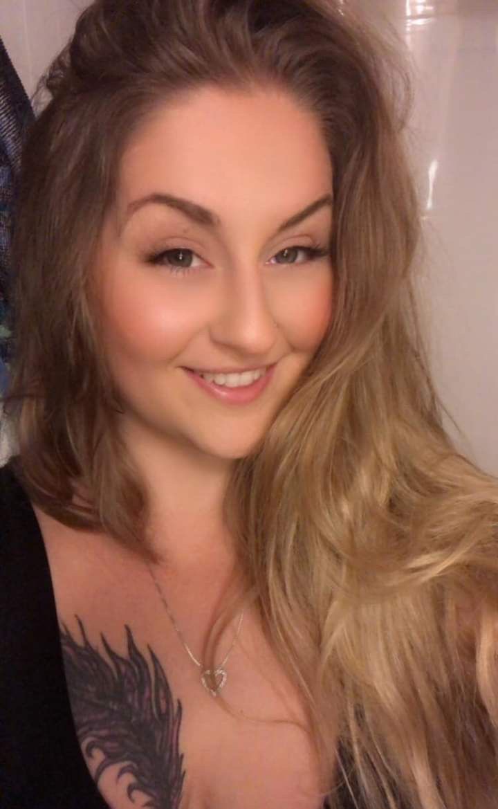 Caprise Brittany (caprisebrittany) Farcaster social identity (Fname handle) PFP
